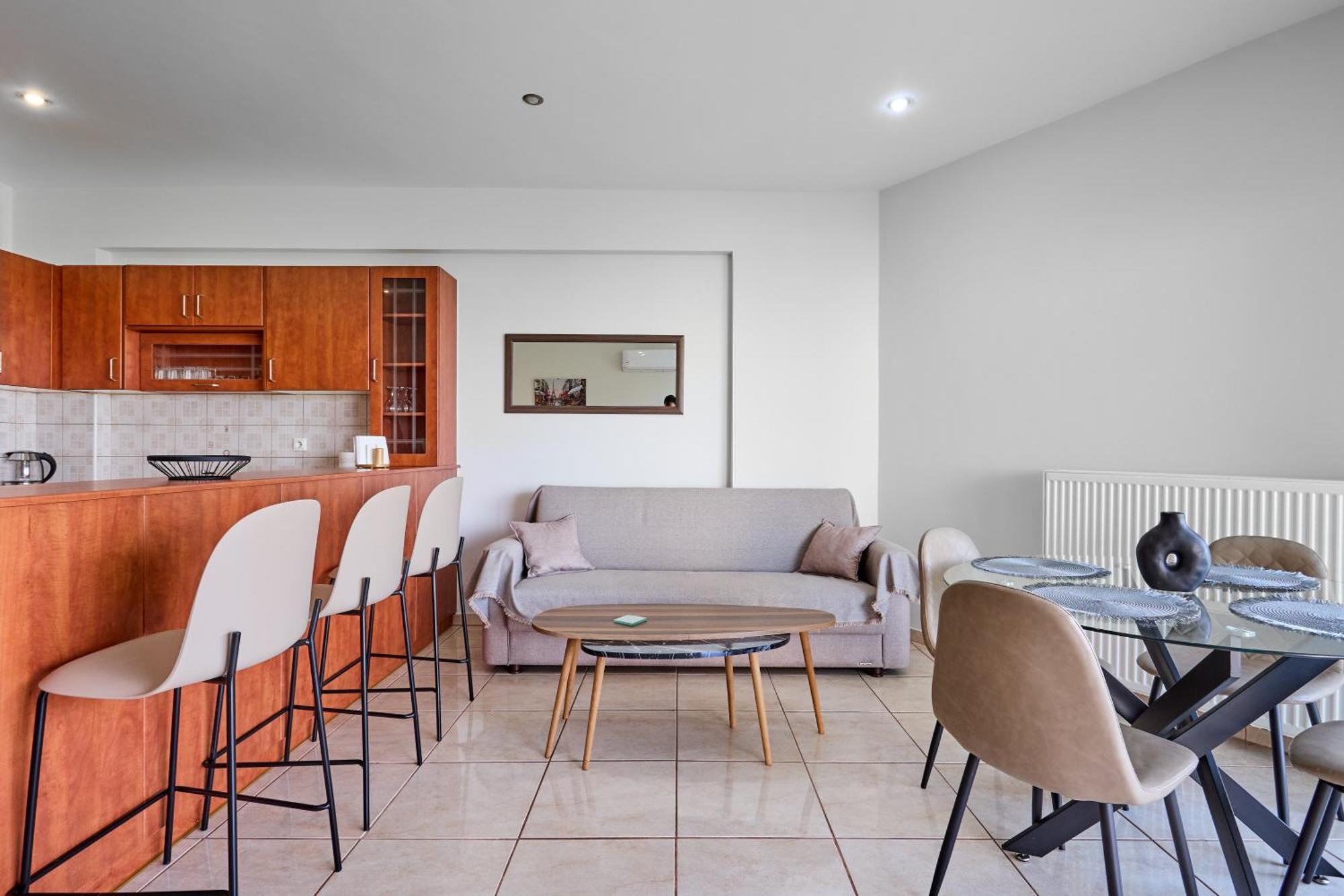Chios Town Apartment - Heart Of Chios Town With 2 Minute Walk To The Beach المظهر الخارجي الصورة